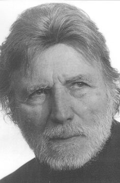 როლანდ ქერი