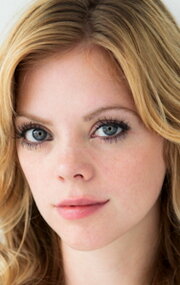 Dreama Walker