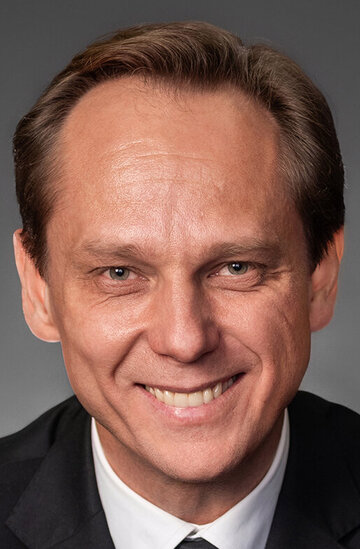 მაქსიმ ზაუსალინი