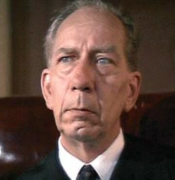 კლიფტონ კოლინზი უმცროსი.