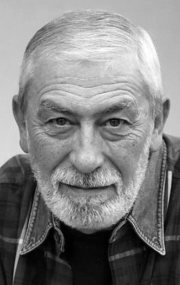 ვახტანგ კიკაბიძე