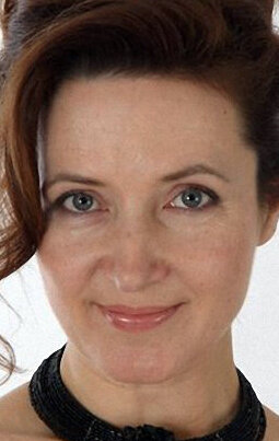 იულია თარხოვა