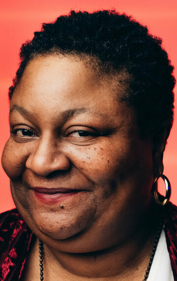 მირა ლუკრეცია ტეილორი