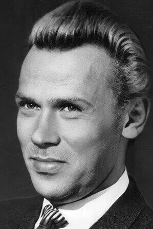 სტანისლავ ხიტროვი