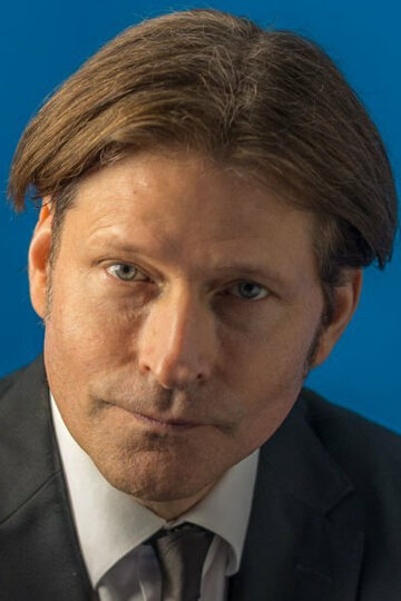 კრისპინ გლოვერი