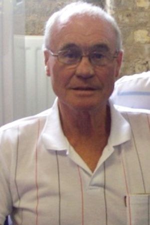 კრის უები