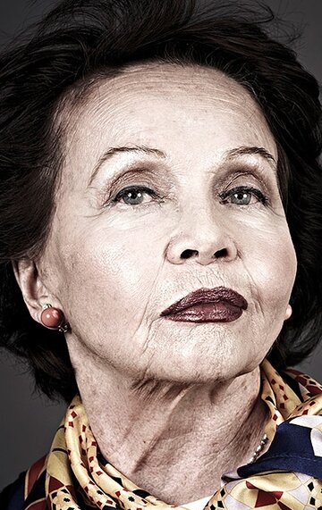 ლესლი კარონი