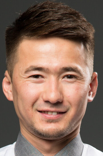 აზამატ ალენოვი